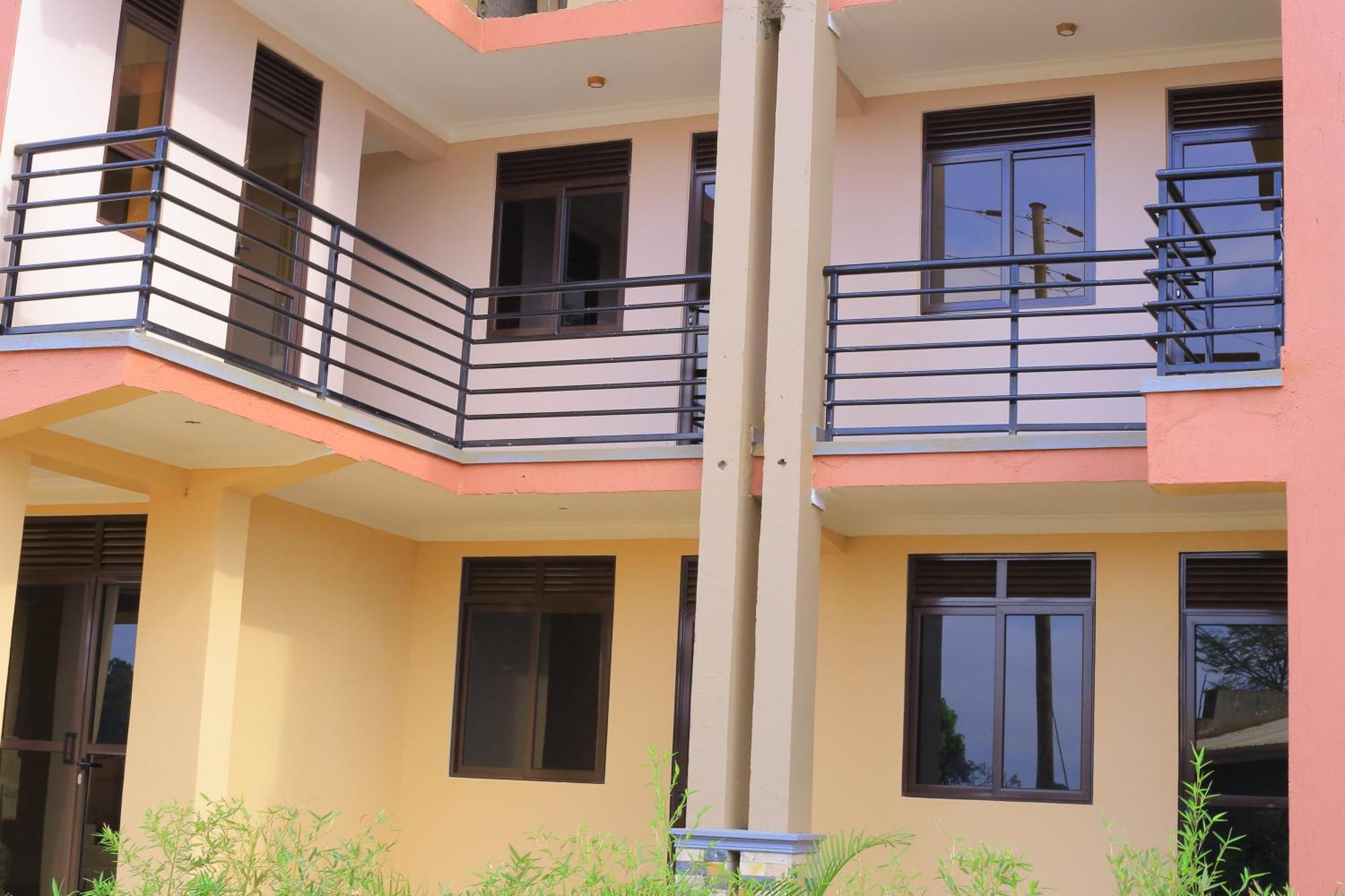 Golden Suites Hotel Entebbe Exterior foto